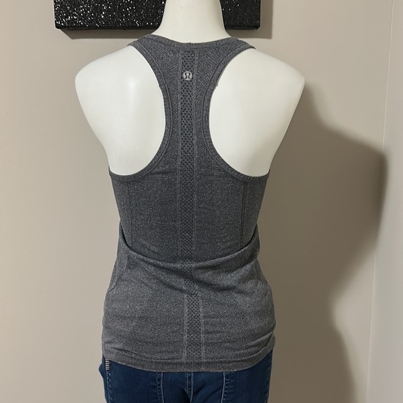 LULULEMON RARE Swiftly Tech Racerback Tank Top Sz 4 - Picture 6 of 12